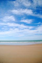 PAISAJE DE UN A PLAYA DE CHIPIONA, CÁDIZ, ANDALUCÍA. ESPAÑA