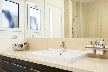 Modern Bathroom