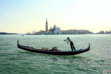 Fototapeta na wymiar Venice Gondolier