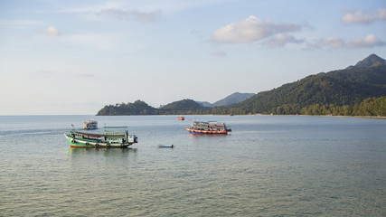 Fototapeta na wymiar Fishing ships in the Gulf of Thailand.