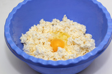 quark dough with egg