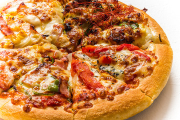 ミックスピッツア　 Mixture pizza Italian food