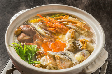 普通の寄せ鍋　 Japanese-style stew cooked 