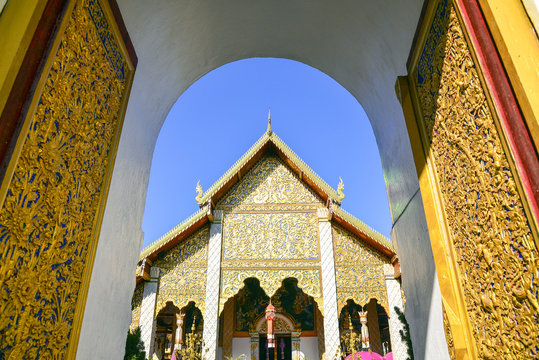  Thai Buddha temple from the entrance door view