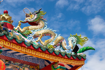Fototapeta na wymiar Beautiful dragon statue.