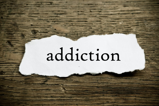 Concept message sur papier d&eacute;chir&eacute; - addiction