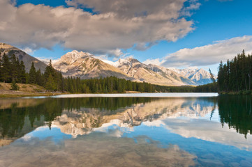Fototapeta na wymiar Johnson Lake, Alberta