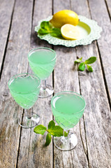 Cocktail mint and lemon