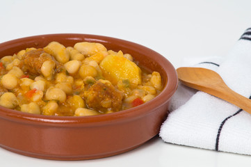 chickpeas and white beans with sausages