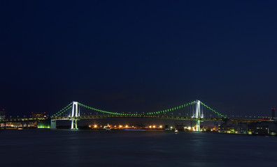 Fototapeta premium Rainbow Bridge, Connect Odaiba island and Tokyo mainland, Tokyo, Japan