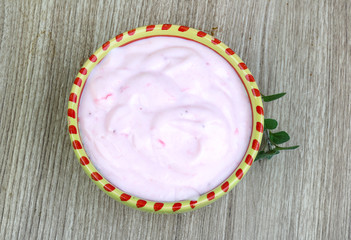 Obraz na płótnie Canvas Srawberry yoghurt