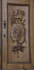 la porta in legno 