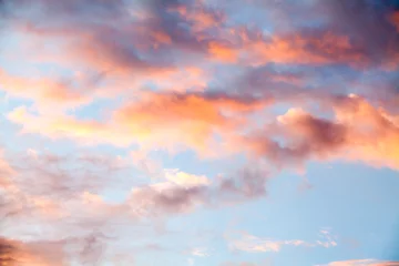 Papier Peint photo Lavable Ciel ciel dramatique coloré avec des nuages au coucher du soleil