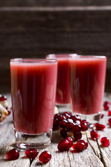 Pomegranate liqueur with cream