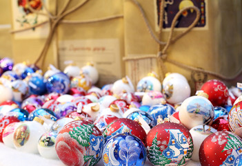 Selling Christmas decorations