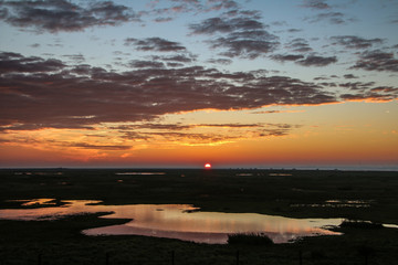 Fototapeta na wymiar Sonnenaufgang im Wattenmeer