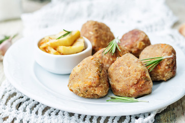 turkey liver meatballs with caramelized apples