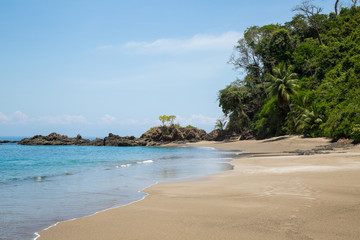 ein natürlicher Strand in Costa Rica