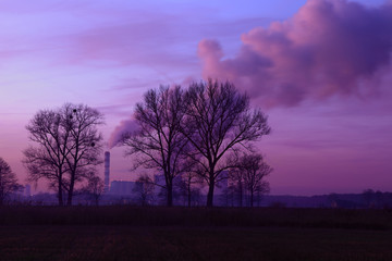 Fototapeta na wymiar Elektrownia Opole, krajobraz po zachodzie słońca.