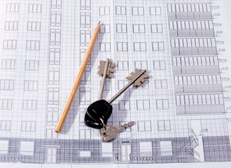 Схема здания, ключи от дома, карандаш