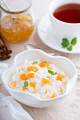 Rice pudding with dried apricots