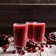 Pomegranate liqueur with cream