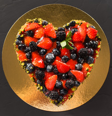 heart shape cake