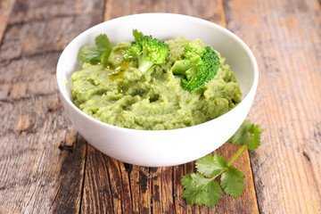 broccoli puree
