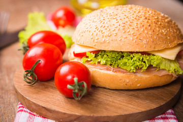 sandwich with ham