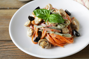 pasta with mushrooms and olive