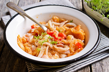 Pasta with squid and vegetables