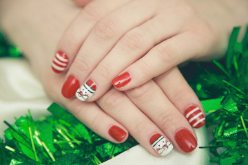 Fototapeta premium model manicure winter holidays
