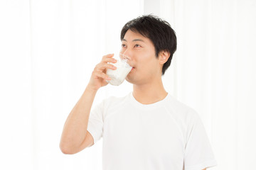 男性