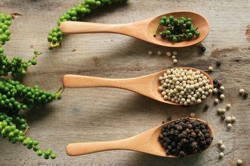 Green seeds with dried pepper