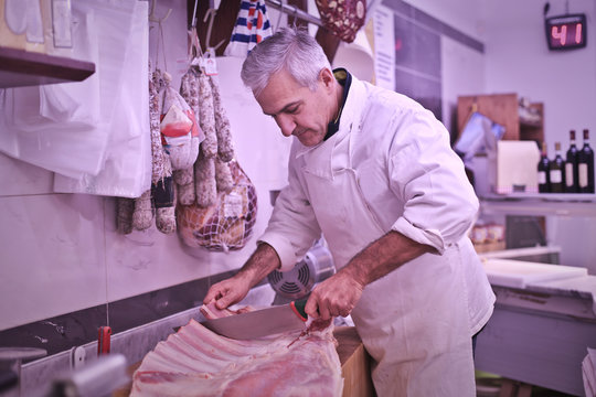 Cutting raw meat