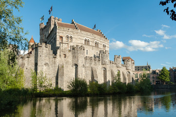 Obraz premium Medieval castle Gravensteen (Castle of the Counts) in Gent, Belgium.
