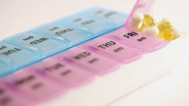 Plastic box with small separations for each day of the week (for example for drugs)