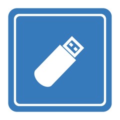 Clé USB dans un panneau