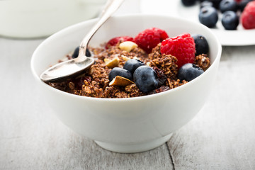 Müsli mit Beeren - Cereals with berries