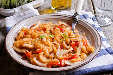 Pasta with squid and vegetables