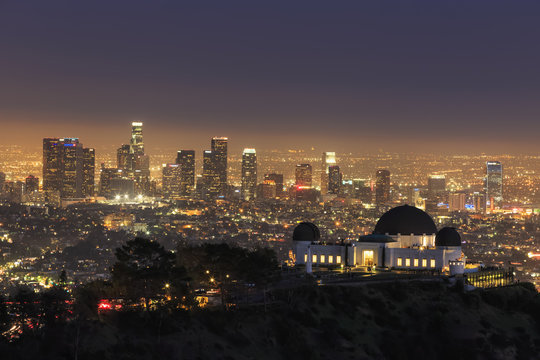 USA, California, Los Angeles, Skyline and Griffith Observatory in the evening
