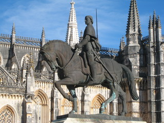 Statue de Nuno Alvares Pereira à Batalha