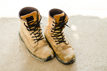 Old brown shoes,male's shoes