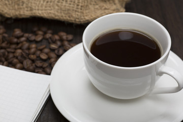 ノートとコーヒー