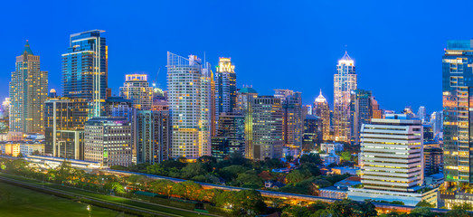 Fototapeta premium Panorama of Bangkok Cityscape in twilight, Business district wit