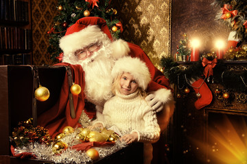Fototapeta na wymiar cute girl and Santa