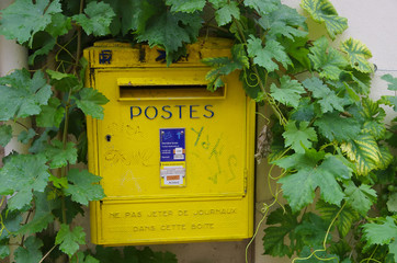 french mailbox
