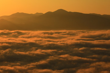 岩手県遠野市　遠野盆地の雲海