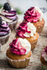 berry cupcakes