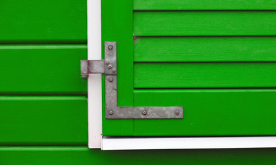 Grüne Fensterläden